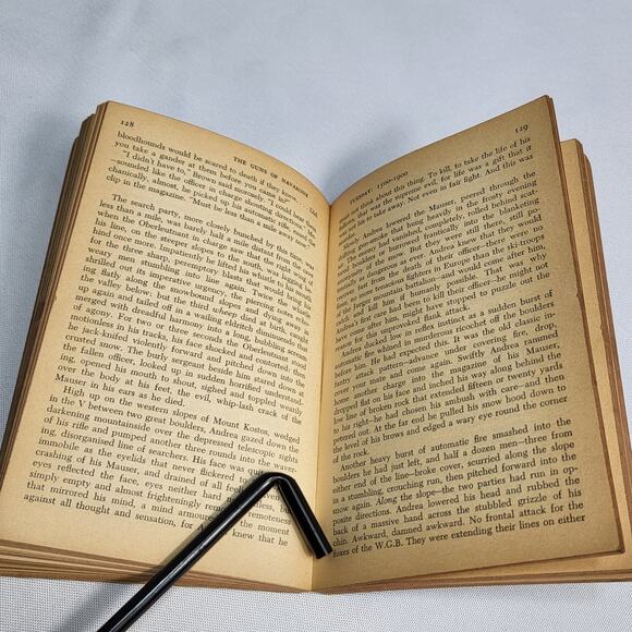 The Guns of Navarone Alistair MacLean WWII Action Adventure War Novel 1961 PB - Picture 5 of 12